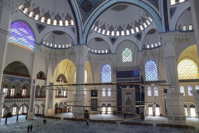 Büyük Çamlıca Camii 2 yılda 12 milyon ziyaretçiyi ağırladı